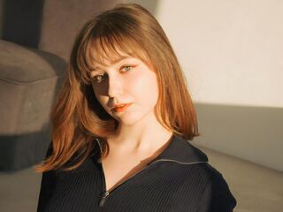 sexy webcamgirl picture LeomaBras