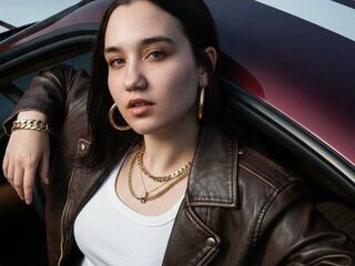 shaved pussy webcam LeraMednis