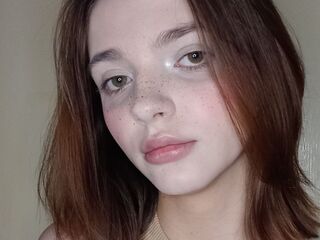 cam girl playing with dildo LetoriaNotley