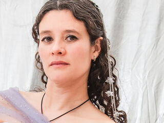 hot naked camgirl LiaCotes