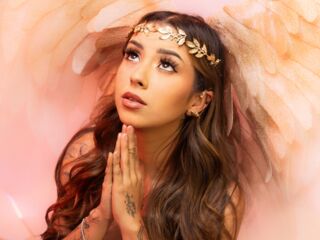 cam girl spreading pussy LilitMalkova