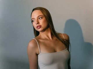 adult live cam LoriHunt