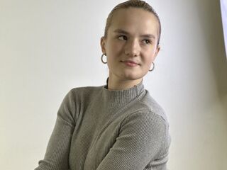 live free chat LorrianePytko