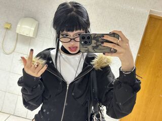 mastubating web cam girl LunaCarrington