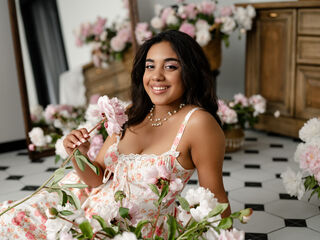 camgirl chat room LunaCartier
