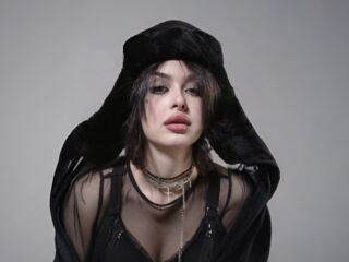 naked camgirl photo MahaliaNeher