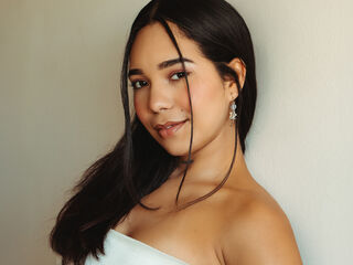 hot naked camgirl MaiaValentini