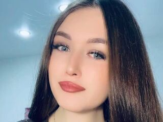 nude gamgirl MargotAniston