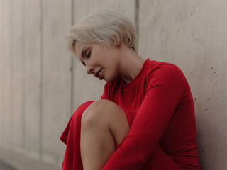 beautiful webcamgirl MariiaKun