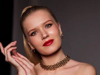 nude camgirl pic MarkHarkrider