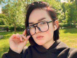 naked cam girl masturbating MarryLuginbill