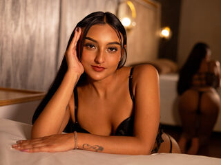 naked webcam girl masturbating MelodyBetancourt