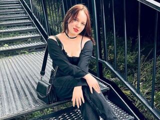 camwhore fingering pussy MiaBonda