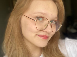 voyeur cam MicahCussins