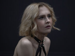 sexy camgirl live MilaVeyra