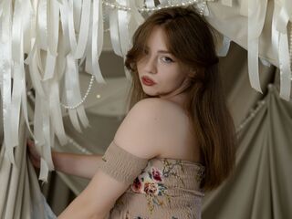 nude cam MoonBrittany