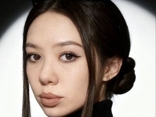 camwhore masturbating NeomiMesker