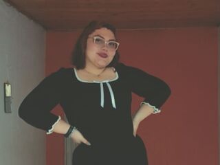 masturbating camgirl NovaStuart