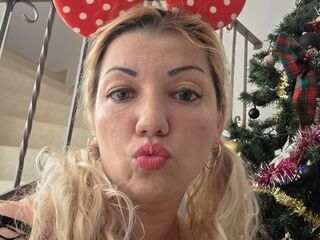 naughty cam girl masturbating RoseStifer