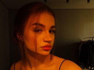 naked girl with webcam masturbating with sextoy SandaEun