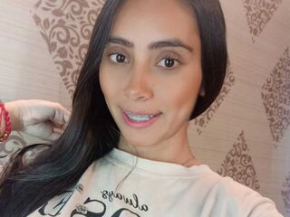 camgirl masturbating with dildo ScarletBarker