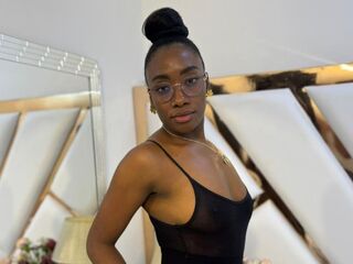 free chatroom SelenaRoas