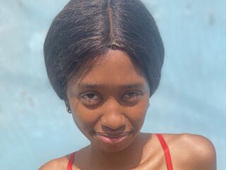 babe web cam SelenaTate