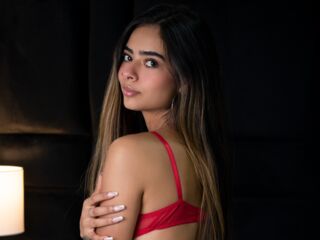 webcam babe chatroom SharaOrtiz