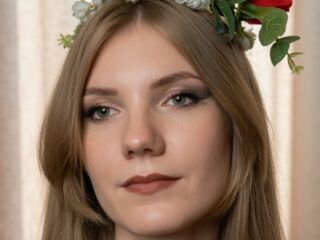 free nude live show SlyviaQuinonez