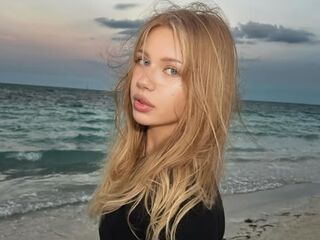 camgirl masturbating with sextoy StephanieChelf