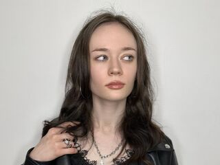 chat room sex show TenishaSeebold