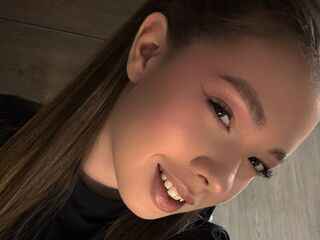 fingering webcam girl TessaSun