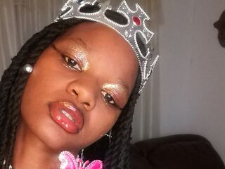 hot girl webcam picture ThandaAgo