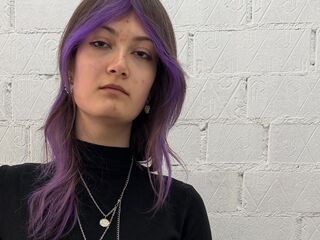 nude cam photo TieshaKresha