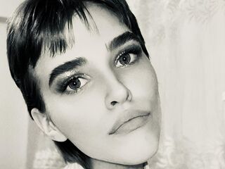 girl chat UdelaHailey