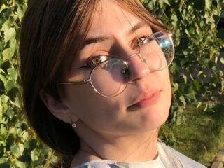 topless cam girl VanessaTregilia
