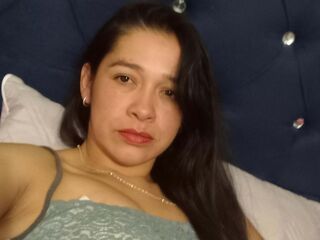 show live VictoriaCruzL