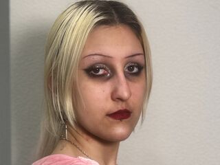 camgirl showing pussy VictorinaHarvest